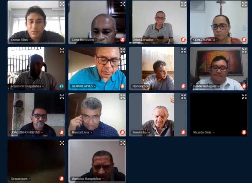 Vereadores de São Luís em videoconferência